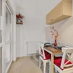 Apartment Comfy Near Gara De Nord Bukarest