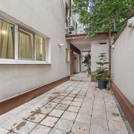 Apartment Comfy Near Gara De Nord Bukarest