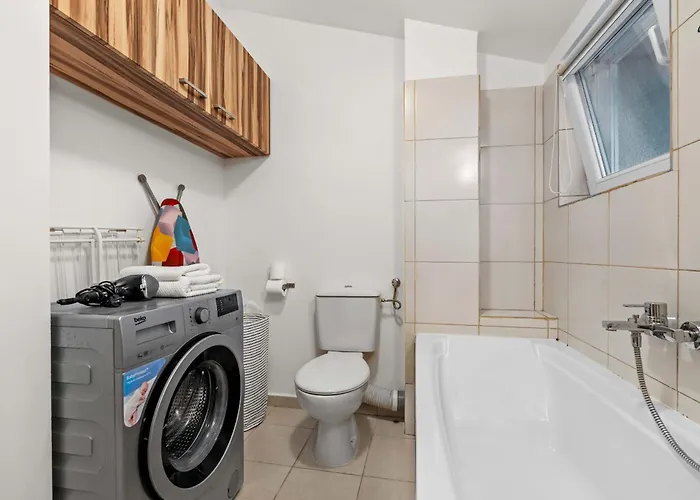 Comfy Near Gara De Nord Bukarest