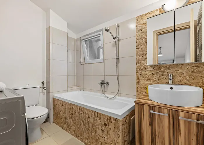 Comfy Near Gara De Nord Bukarest